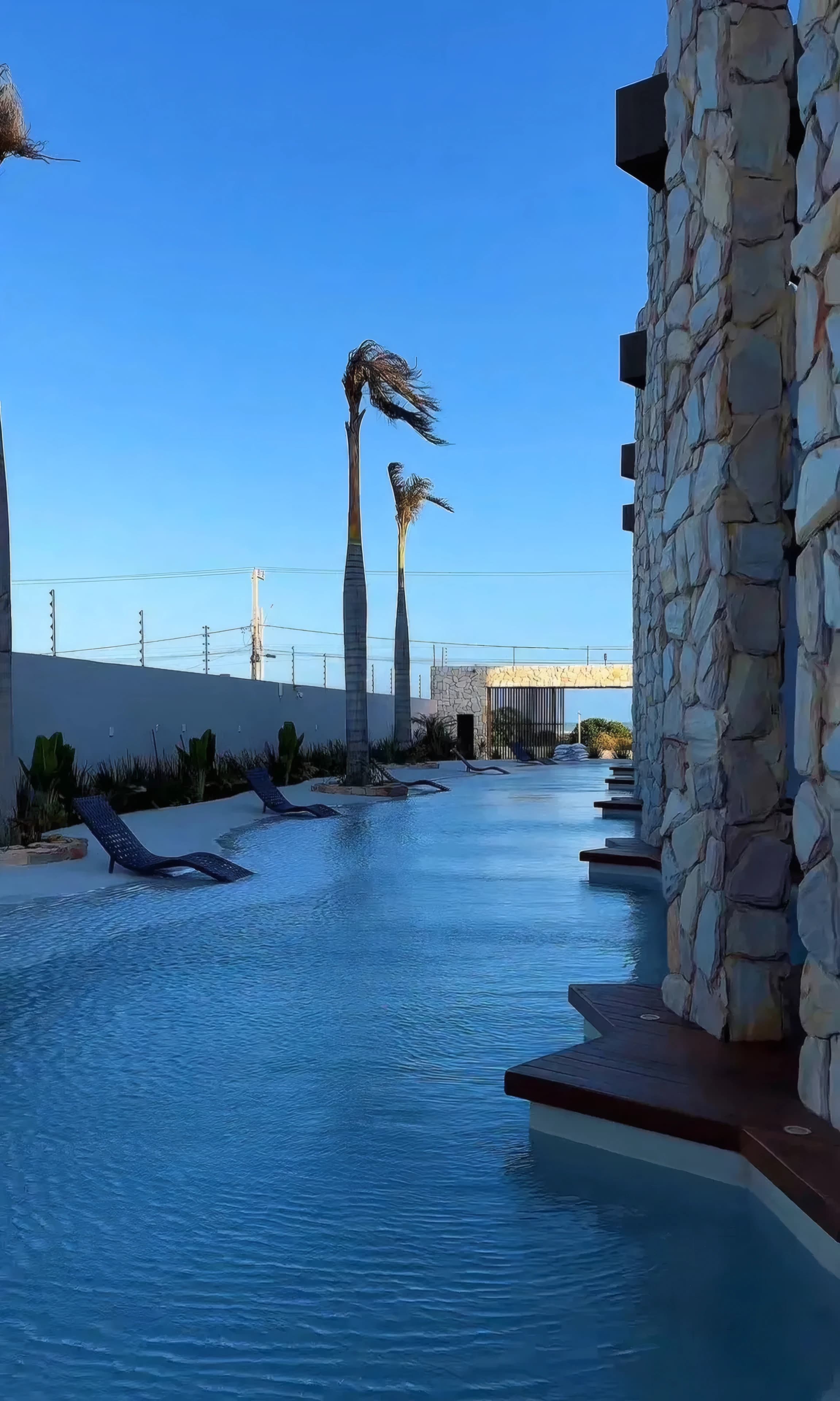 Casa a beira mar com piscina paradisíaca, casa 4, Piscina