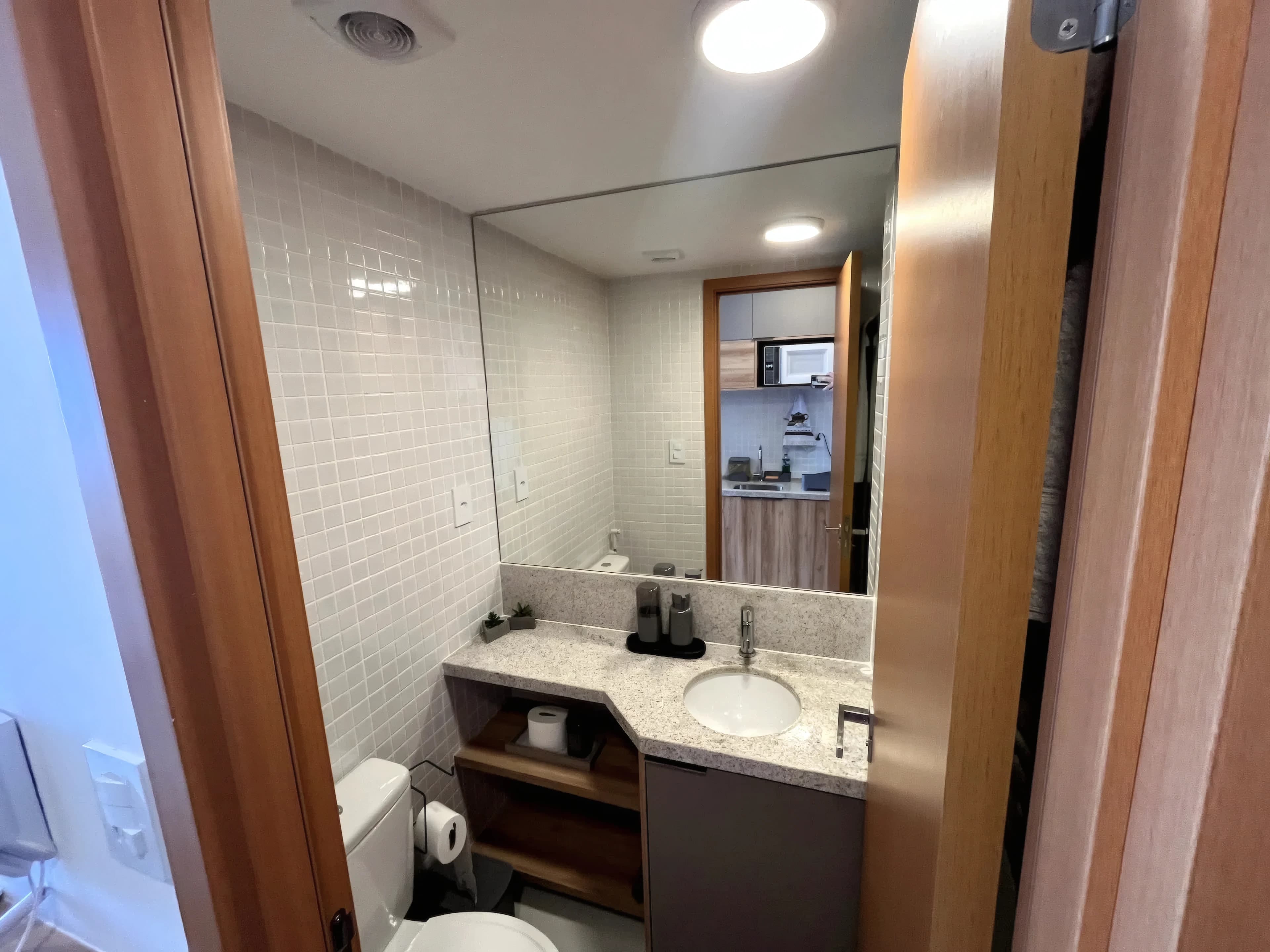 Studio-Sea View/Air-Conditioned/Balcony/Smart TV, Bathroom